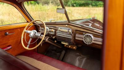 1946 Pontiac Eight De Luxe Streamliner Station Wagon