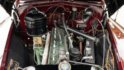 1946 Pontiac Eight De Luxe Streamliner Station Wagon