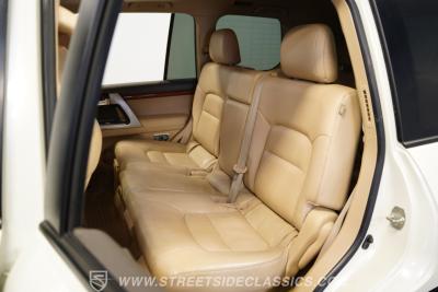 2013 Toyota Land Cruiser