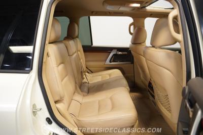 2013 Toyota Land Cruiser