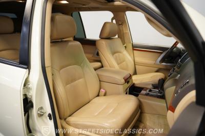2013 Toyota Land Cruiser