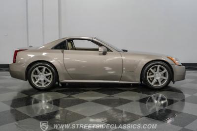 2005 Cadillac XLR