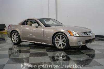 2005 Cadillac XLR