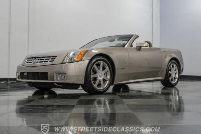 2005 Cadillac XLR