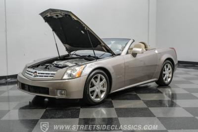 2005 Cadillac XLR