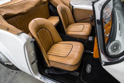 1961 Daimler SP250
