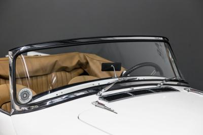 1961 Daimler SP250