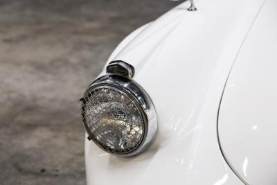 1961 Daimler SP250