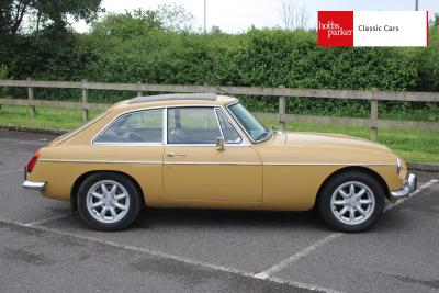 1972 MG B GT V8