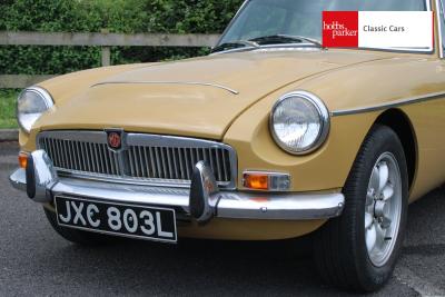 1972 MG B GT V8