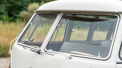 1961 Volkswagen 1961 Volkswagen Micro Bus De Luxe &lsquo;23-Window' Samba