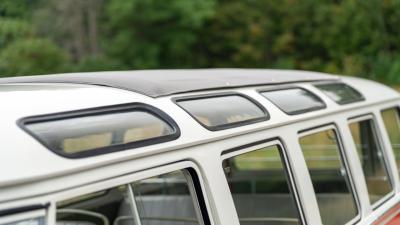 1961 Volkswagen 1961 Volkswagen Micro Bus De Luxe &lsquo;23-Window' Samba