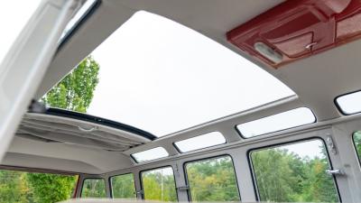 1961 Volkswagen 1961 Volkswagen Micro Bus De Luxe &lsquo;23-Window' Samba