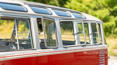 1961 Volkswagen 1961 Volkswagen Micro Bus De Luxe &lsquo;23-Window' Samba