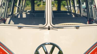 1961 Volkswagen 1961 Volkswagen Micro Bus De Luxe &lsquo;23-Window' Samba