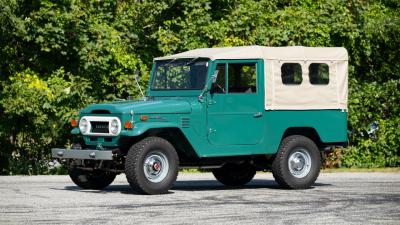 1972 Toyota Land Cruiser FJ43 Soft-Top