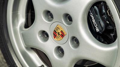1993 Porsche 911 Carrera 2 Coupe