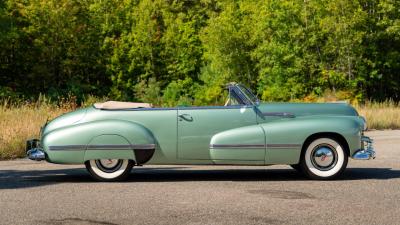 1942 Oldsmobile Custom Eight Cruiser Convertible Coupe