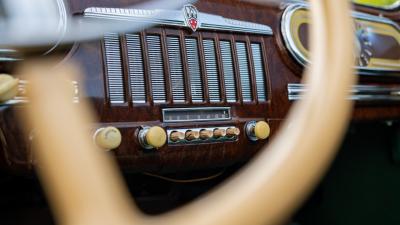 1942 Oldsmobile Custom Eight Cruiser Convertible Coupe
