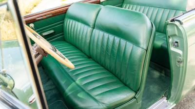 1942 Oldsmobile Custom Eight Cruiser Convertible Coupe