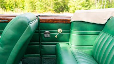 1942 Oldsmobile Custom Eight Cruiser Convertible Coupe
