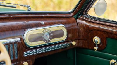 1942 Oldsmobile Custom Eight Cruiser Convertible Coupe