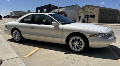 1998 Lincoln Mark VIII