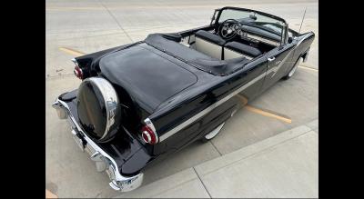 1956 Ford SUNLINER