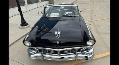 1956 Ford SUNLINER