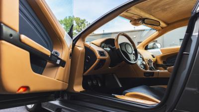2009 Aston Martin DBS