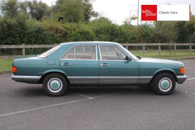 1981 Mercedes - Benz 380 SE Auto W126