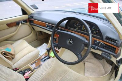 1981 Mercedes - Benz 380 SE Auto W126