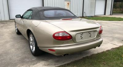 2000 Jaguar XK8