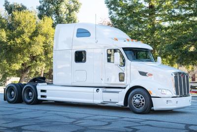 2012 Peterbilt 587 Unknown