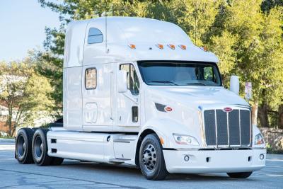 2012 Peterbilt 587 Unknown
