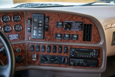 2012 Peterbilt 587 Unknown