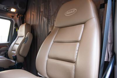 2012 Peterbilt 587 Unknown