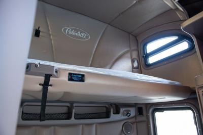 2012 Peterbilt 587 Unknown