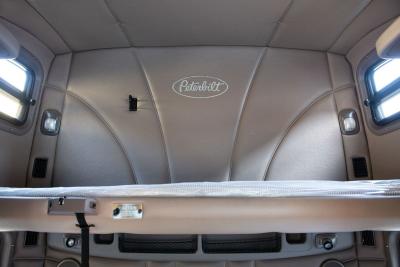2012 Peterbilt 587 Unknown