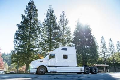 2012 Peterbilt 587 Unknown