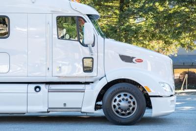 2012 Peterbilt 587 Unknown
