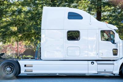 2012 Peterbilt 587 Unknown
