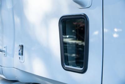 2012 Peterbilt 587 Unknown