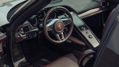 2015 Porsche 918 Spyder Weissach Package