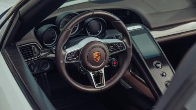 2015 Porsche 918 Spyder Weissach Package