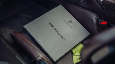 2015 Porsche 918 Spyder Weissach Package