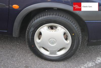 2000 Vauxhall CORSA GLS 16V