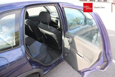 2000 Vauxhall CORSA GLS 16V