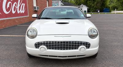 2002 Ford Thunderbird