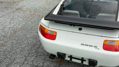 1989 Porsche 928 S4